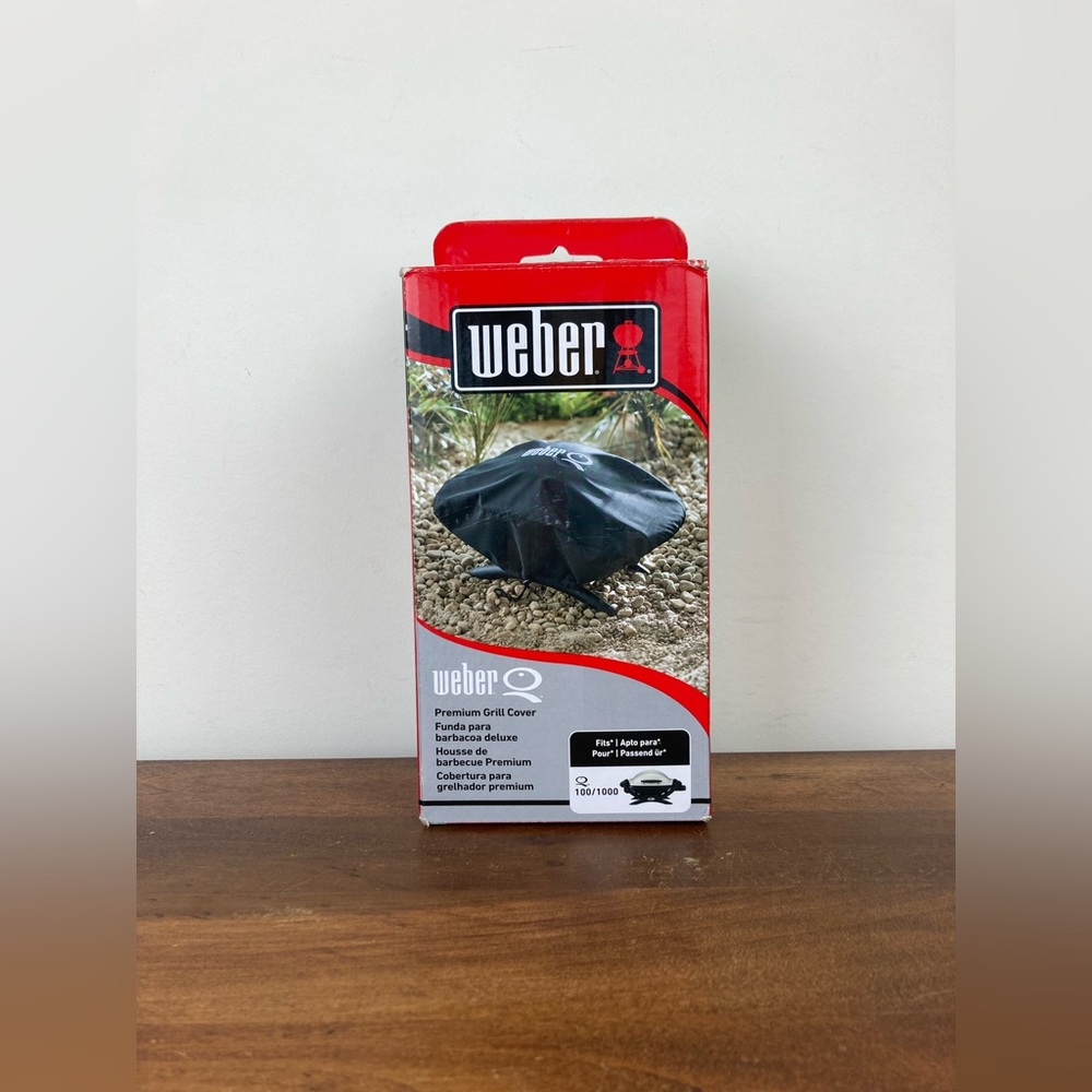 Weber Premium Grill Cover Series Q 100/1000 Black And White Colorway Pre Owned